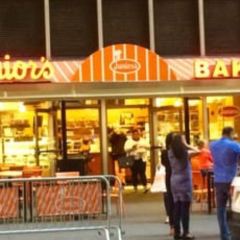 Junior's Restaurant & Bakery User Photo