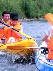 Anji Huangpu River Rafting