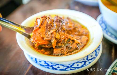 One Chun Cafe & Restaurant
