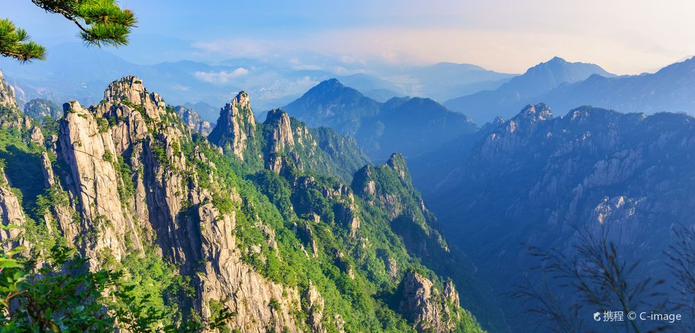 HuangshanTravel services