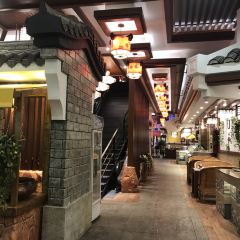 SHI ZI LOU User Photo