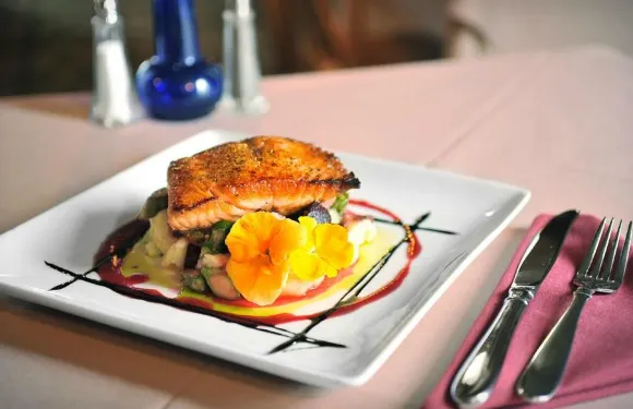 229 Parks Restaurant and Tavern