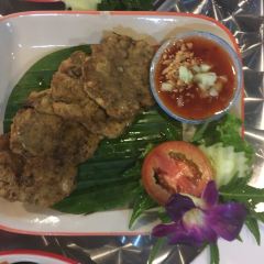 May & Zin Restaurant User Photo