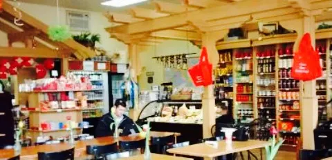 The Swiss Bakery in 布拉多克