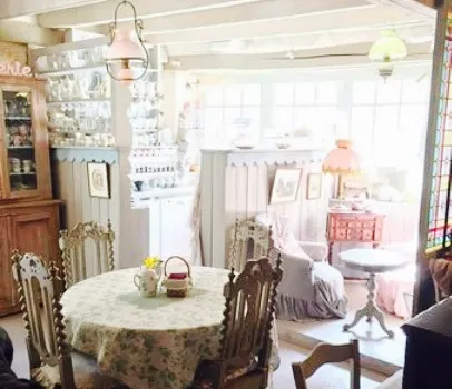 Le shabby chic corner