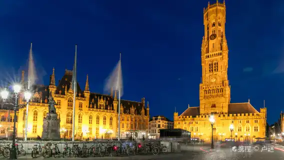 ทัวร์วันเดียว/ทัวร์หลายวัน เมืองบรูจส์ เบลเยียม + หอนาฬิกาเมืองบรูจส์ + ศาลากลางเมืองบรูจส์