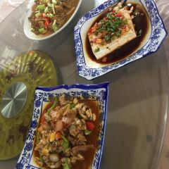 红灯笼姥姥饭店·江景餐厅 User Photo