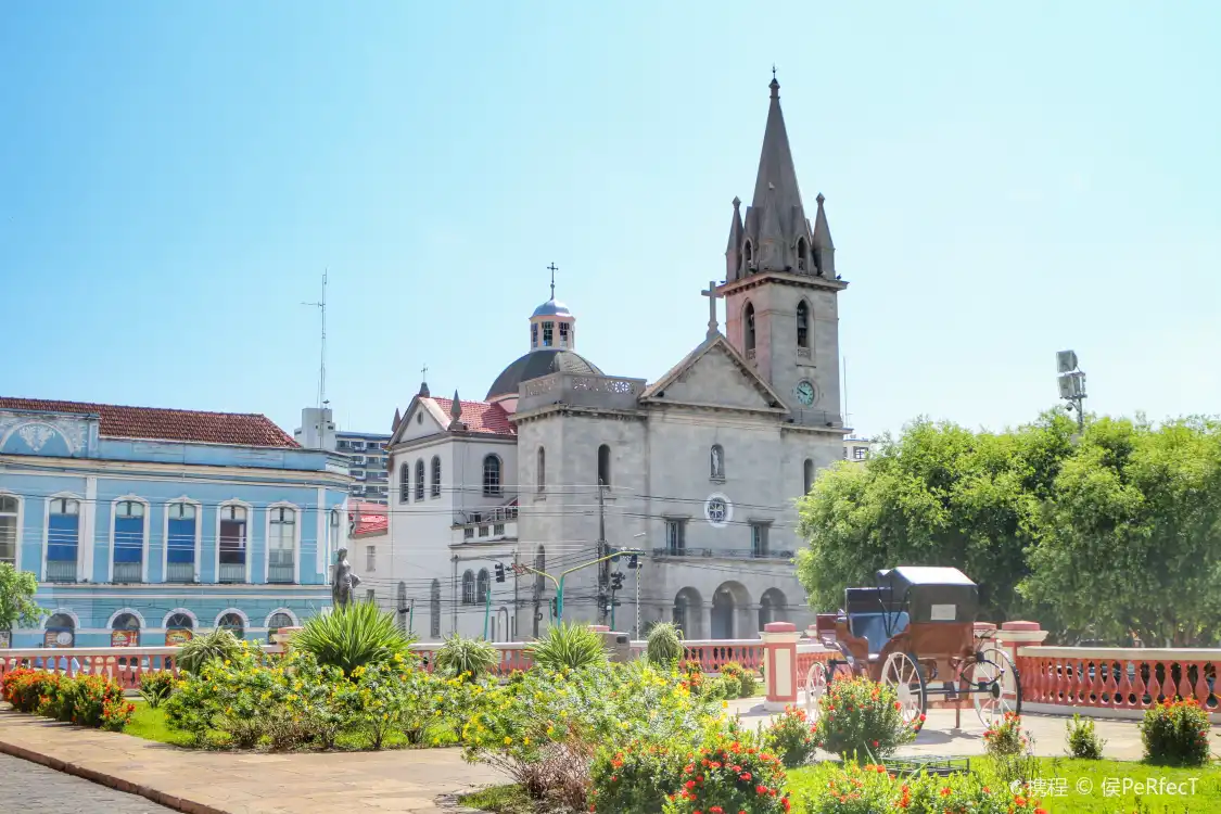Hotels near Sao Sebastiao church