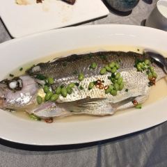 Tian Lun Li  (Xi hu dian) User Photo