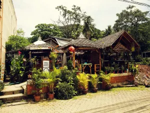 Jungle Kitchen