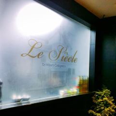Le Siecle User Photo