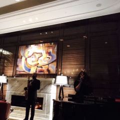 The Ritz-Carlton Bar & Lounge 여행 사진