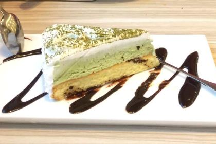 必勝客（麗日銀座店）