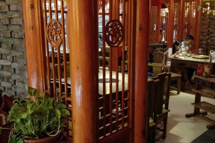 小龙坎火锅(八佰伴店)