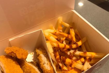 麥當勞（華貿天地店）