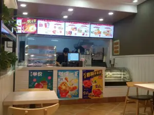 华莱士·全鸡汉堡(麻城白果店)