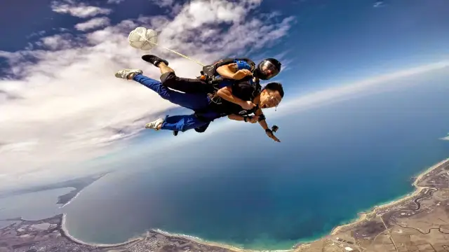Skydiving in Australia