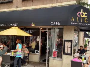 Alice Bakery & Confectionary