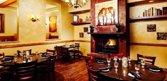 Grand Dakota Grille