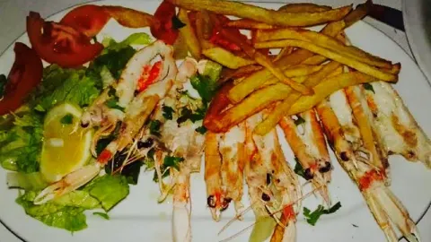 Le Grand Bleu Da Ciccio in 비제르테