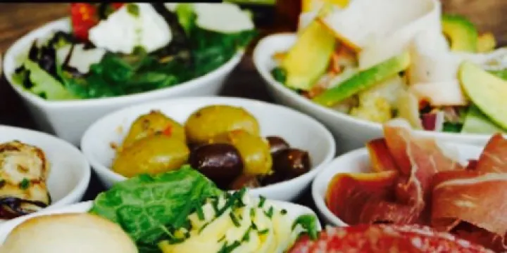 WOODSTONE Pizza and Wine Almere