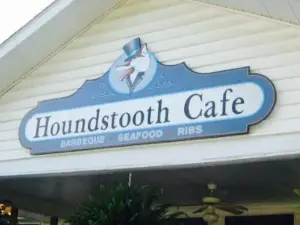 Houndstooth Cafe