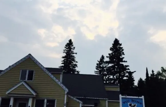 West Branch Bar and Grill