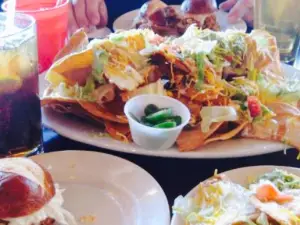 Gordy's Boat House Bar & Restaurant