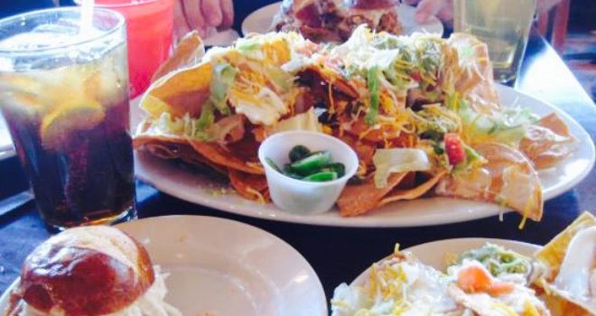 Gordy's Boat House Bar & Restaurant