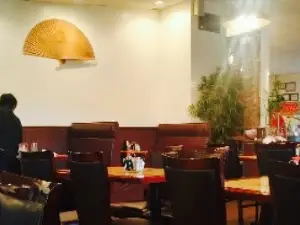 Lucky Bamboo Chinese Restaurant
