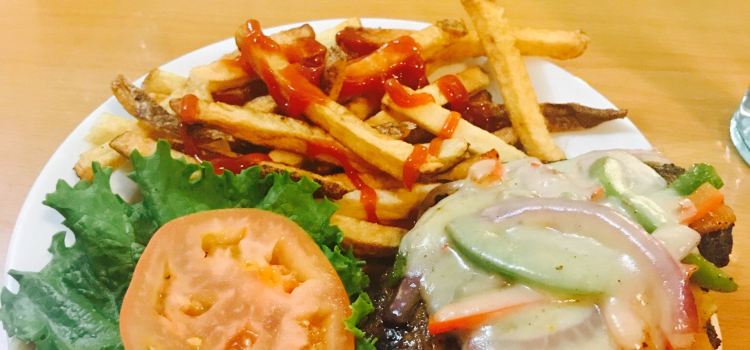 Mugsy's Tavern & Grill
