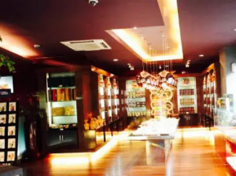 The Harvest Patissier & Chocolatier