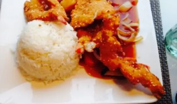 Dag til Natt Kafe og Kinesisk Spiseri