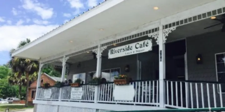 Riverside Cafe