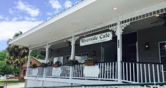 Riverside Cafe