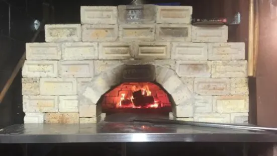 Mizzoni Woodfired Pizza