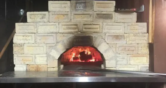 Mizzoni Woodfired Pizza