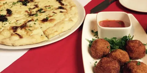 Bella Napoli Italian Restaurant & Pizzeria