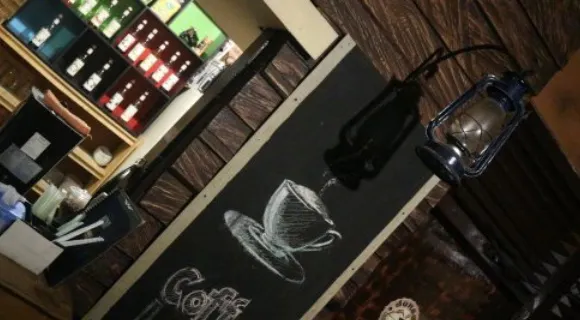 Refresho Coffee & Cafe