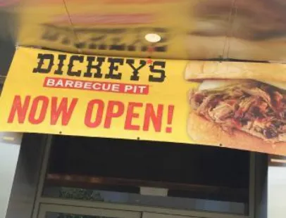 Dickeys' Barbecue Pit