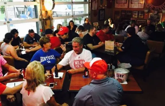 Hoopsters Sports Bar & Grill