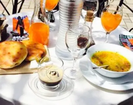 Botin - Coffee & Food