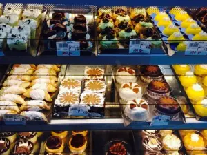 Napolimania Padaria, Confeitaria e Pizzas