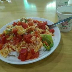 菜香园酸烂肉美食(胜利街店) User Photo