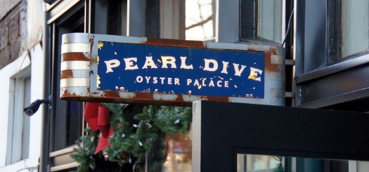 Pearl Dive Oyster Palace
