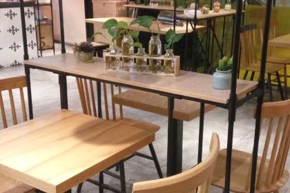 KEN DE JI MAO YE DIAN DIAN