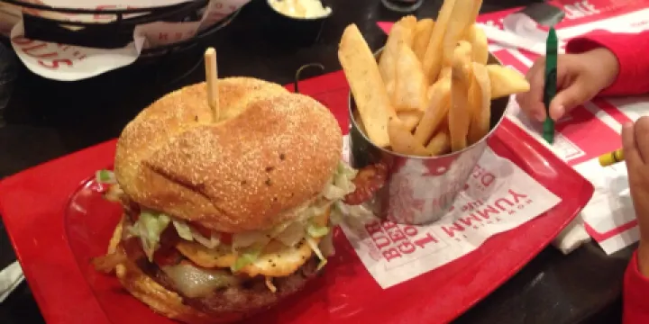 Red Robin Gourmet Burgers