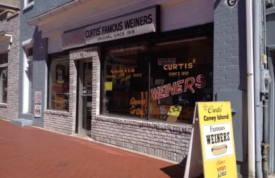 Curtis Famous Weiners