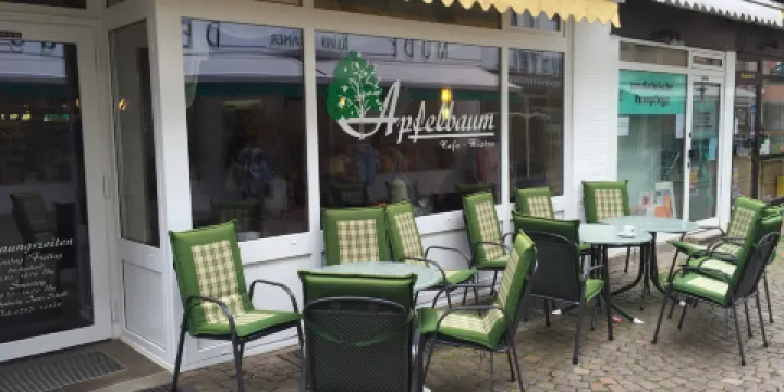 Café Bistro Apfelbaum