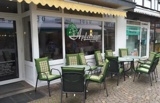 Café Bistro Apfelbaum